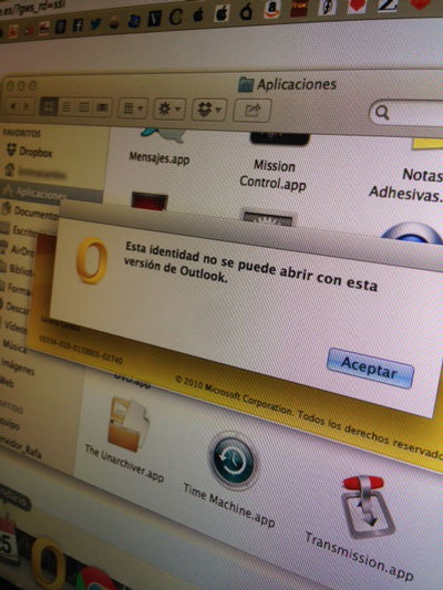 Error de identidad en Outlook para MAC
